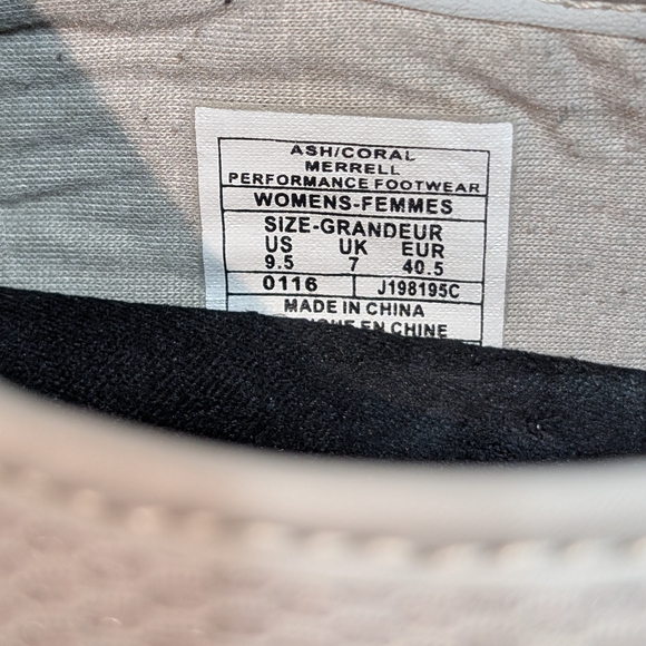 Merrell Women's size 9.5 Ash Gray and Coral Athletic Shoe Slip-On Lightweight - Picture 9 of 11